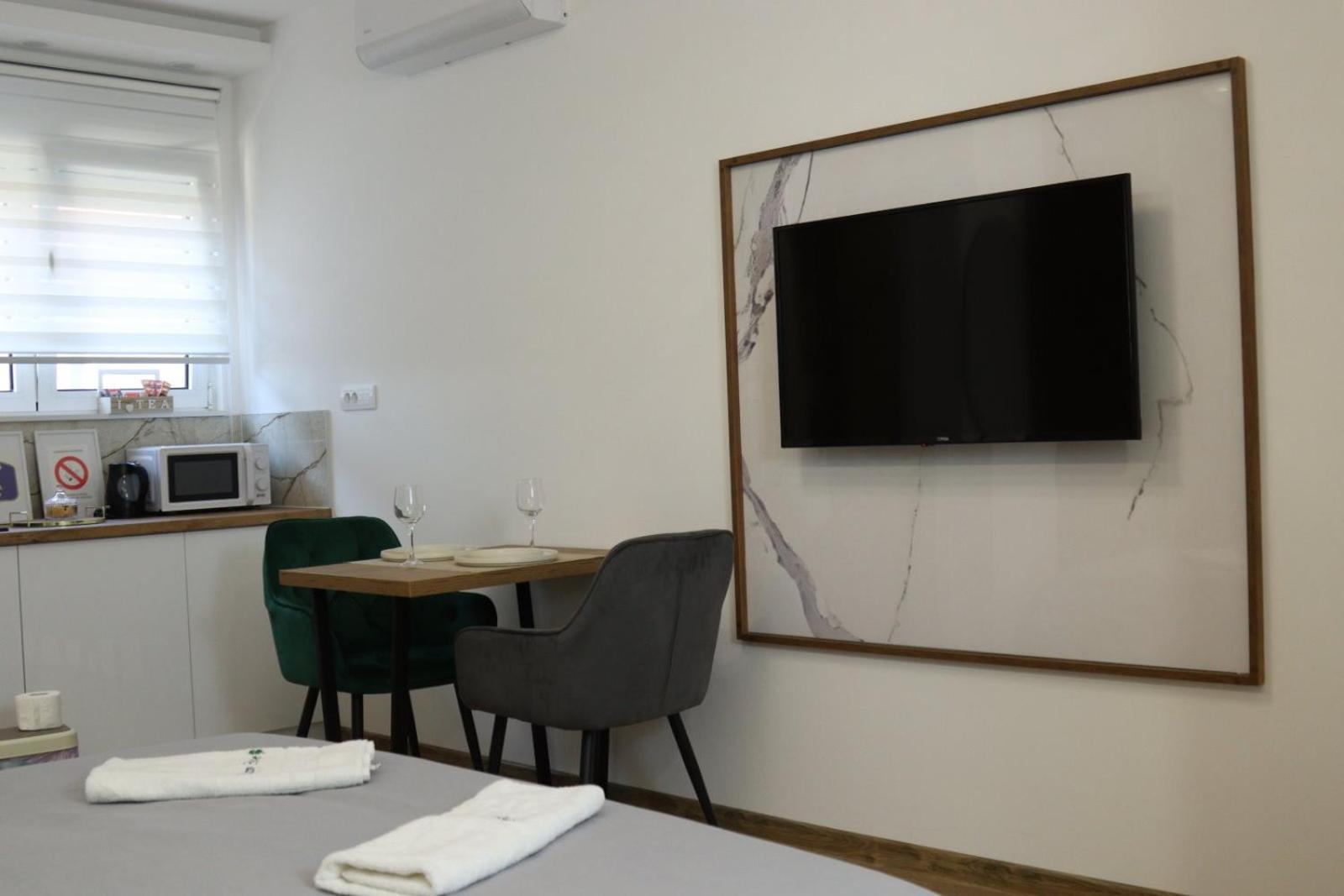 Apartmani Happy House Surčin Esterno foto