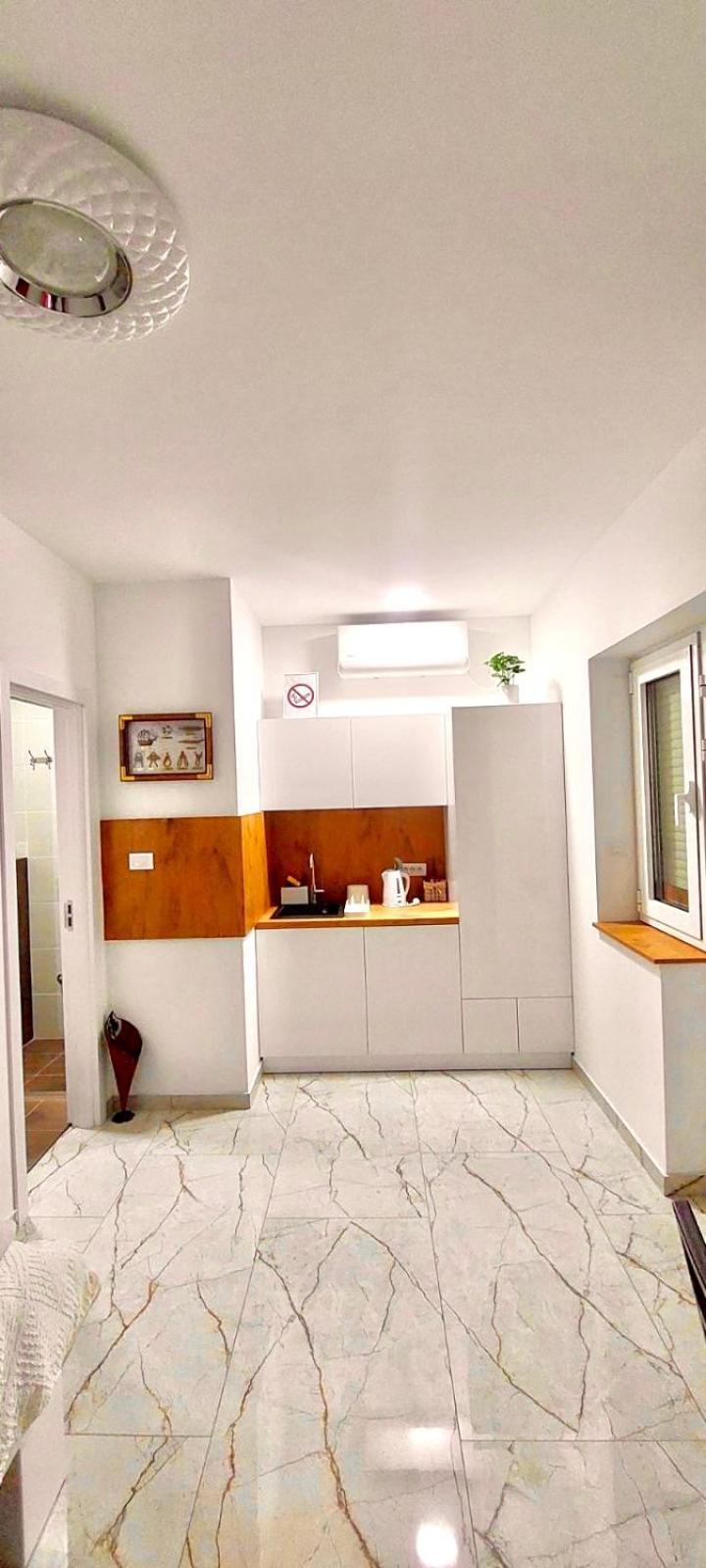 Apartmani Happy House Surčin Esterno foto